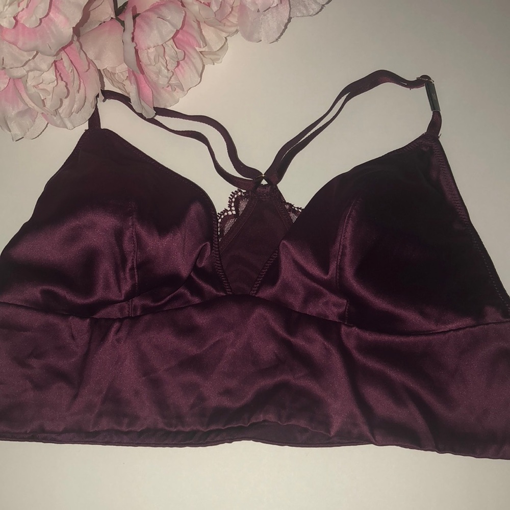 🌸VS Satin like BURGUNDY bra